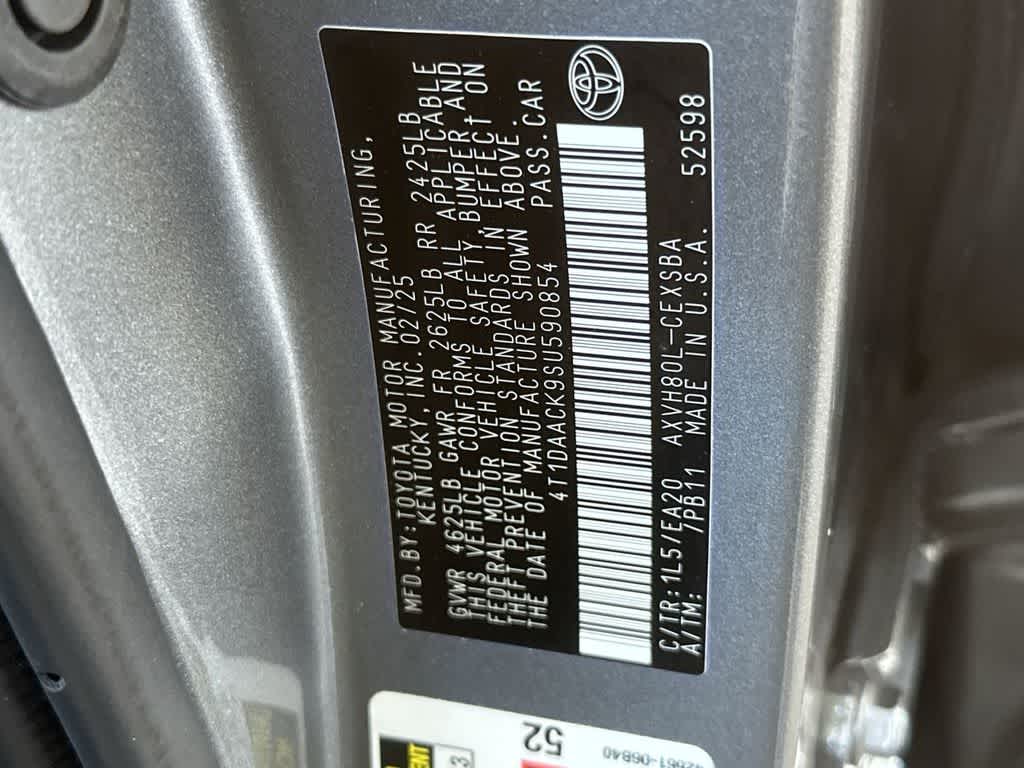 Thumbnail: 2025 Toyota Camry - 29