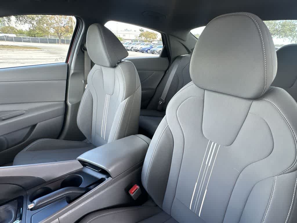 Thumbnail: 2024 Hyundai Elantra - 14