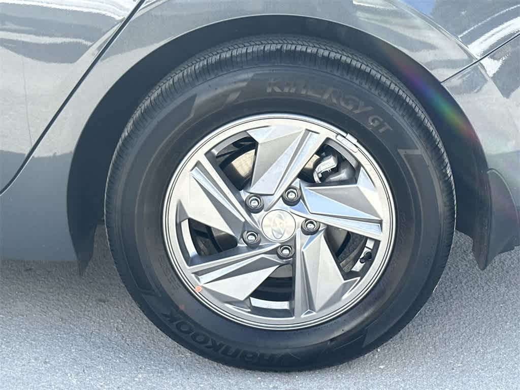 Thumbnail: 2025 Hyundai Elantra - 11