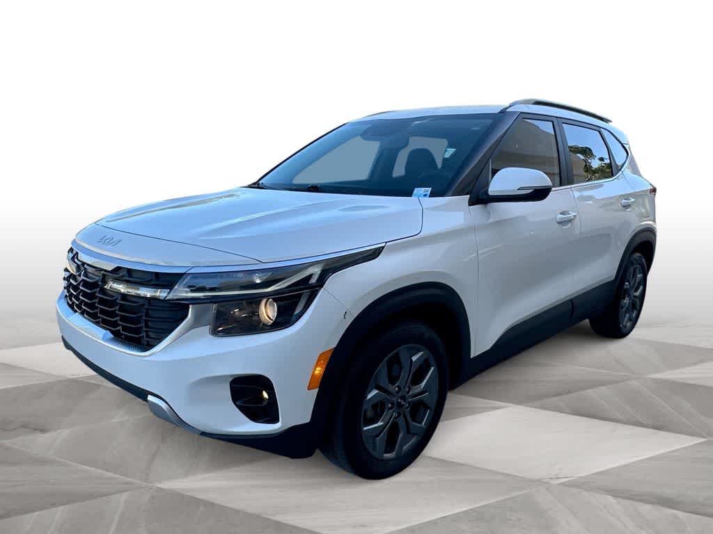 Thumbnail: 2024 Kia Seltos - 4