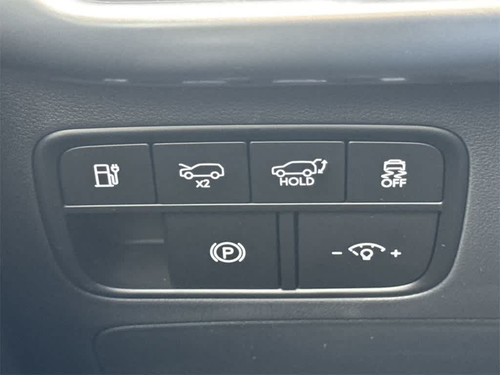 Thumbnail: 2026 Hyundai Ioniq - 17