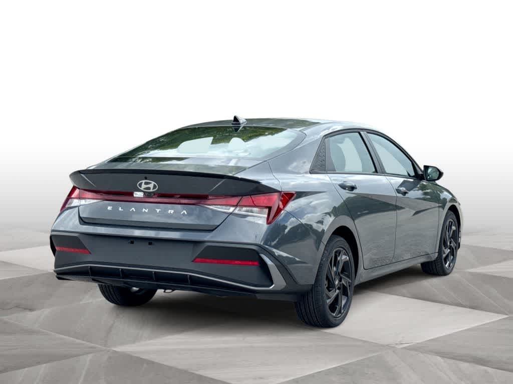 Thumbnail: 2026 Hyundai Elantra - 8