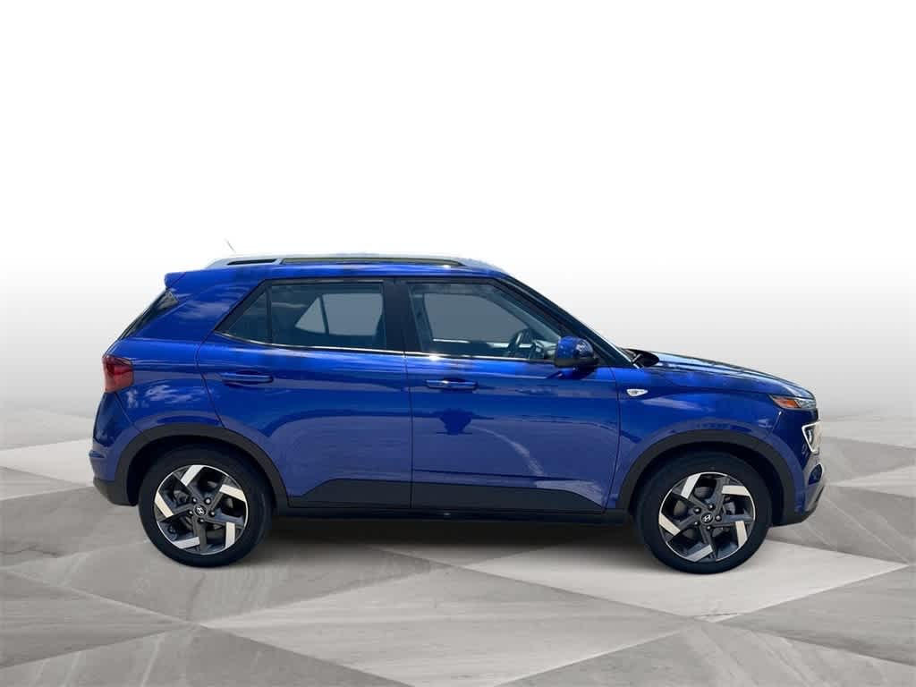 2023 Hyundai Venue Limited 9