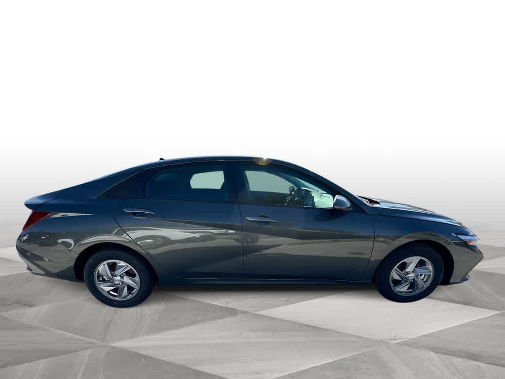 Thumbnail: 2026 Hyundai Elantra - 9