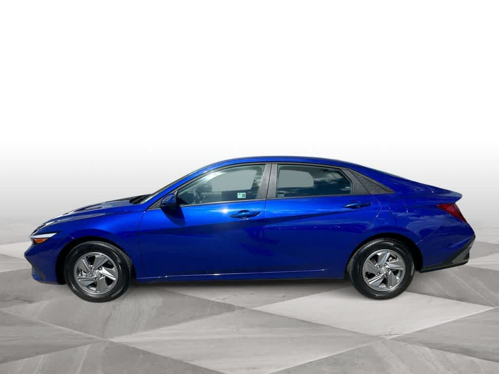 Thumbnail: 2024 Hyundai Elantra - 5