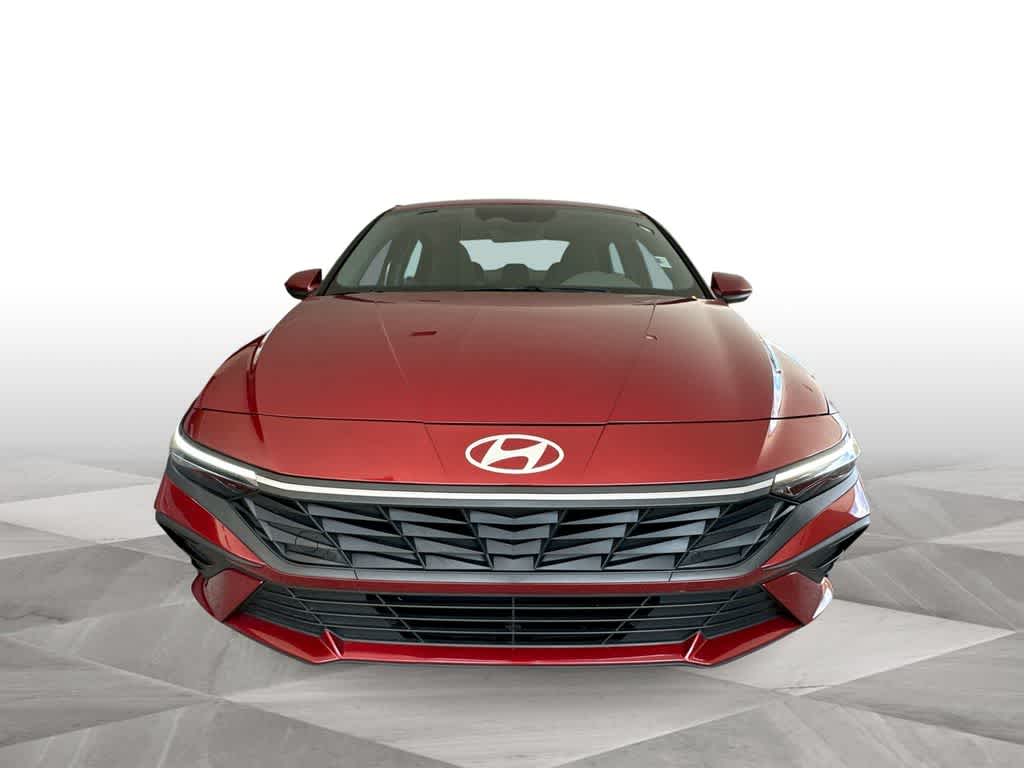 Thumbnail: 2024 Hyundai Elantra - 3