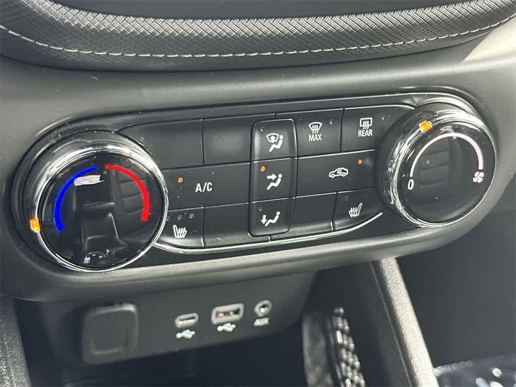 Thumbnail: 2022 Chevrolet TrailBlazer - 20