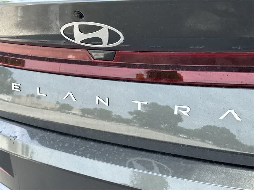Thumbnail: 2025 Hyundai Elantra - 10