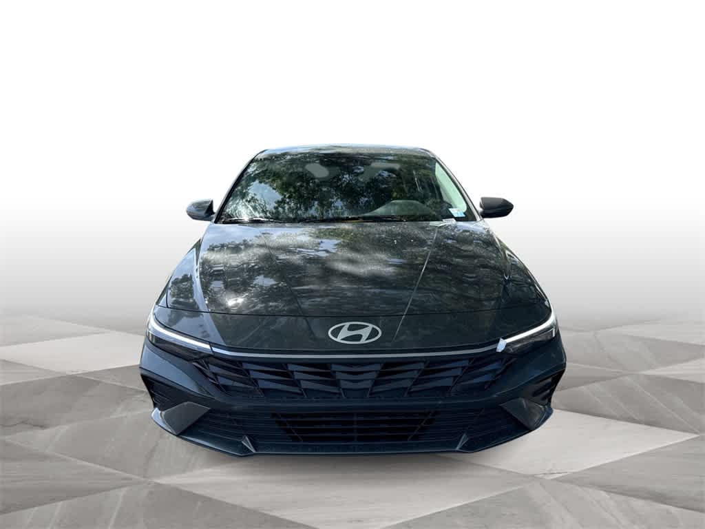 Thumbnail: 2025 Hyundai Elantra - 3
