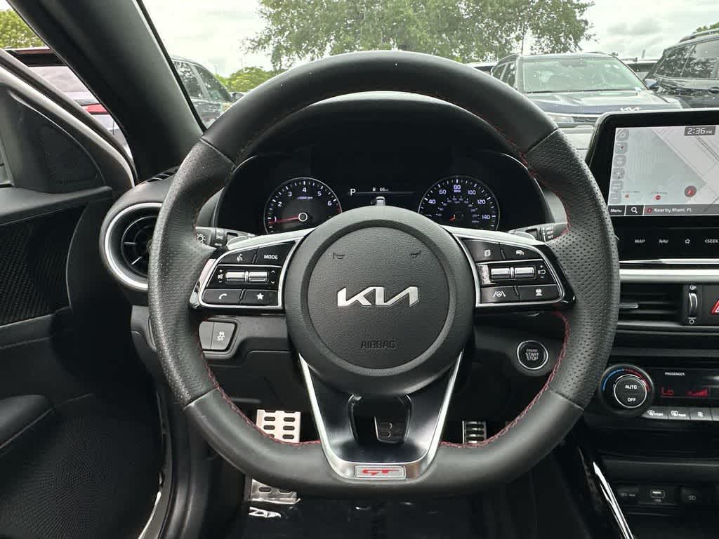 Thumbnail: 2024 Kia Forte - 15