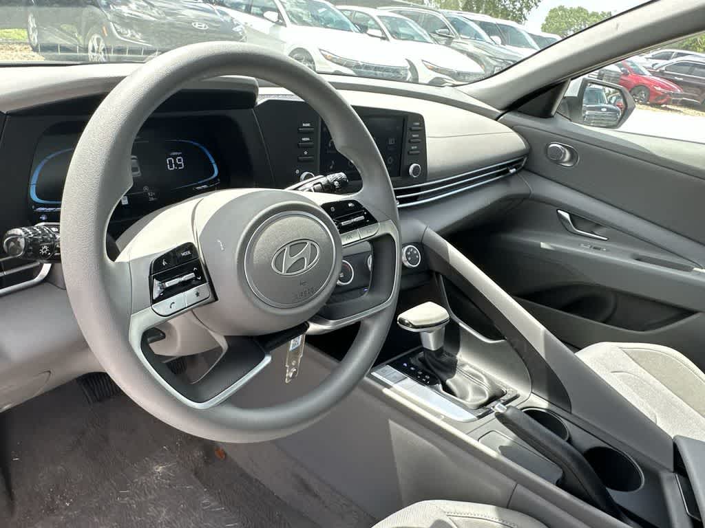 Thumbnail: 2026 Hyundai Elantra - 17