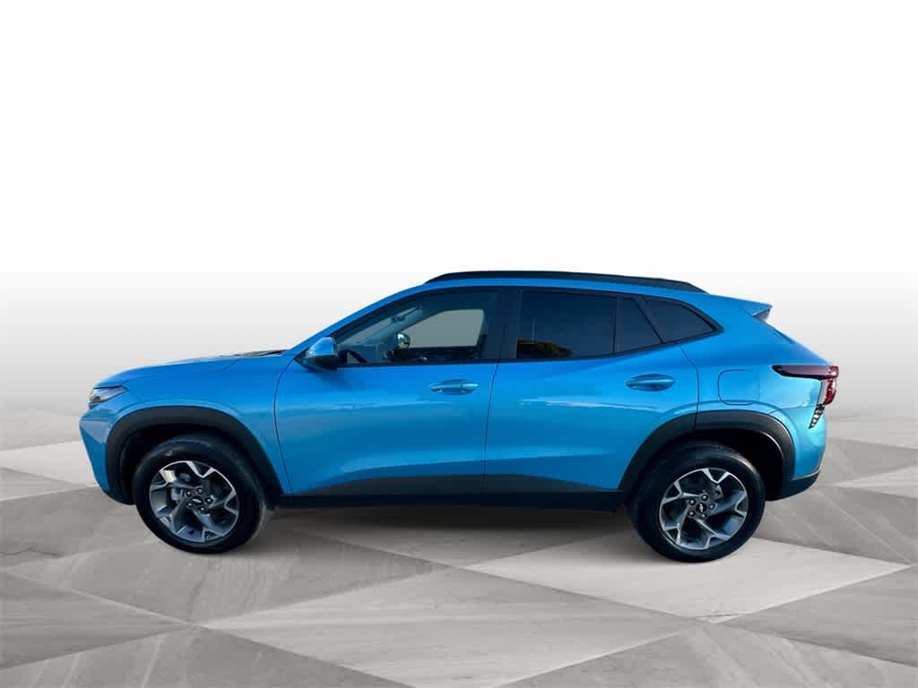 Thumbnail: 2025 Chevrolet Trax - 5