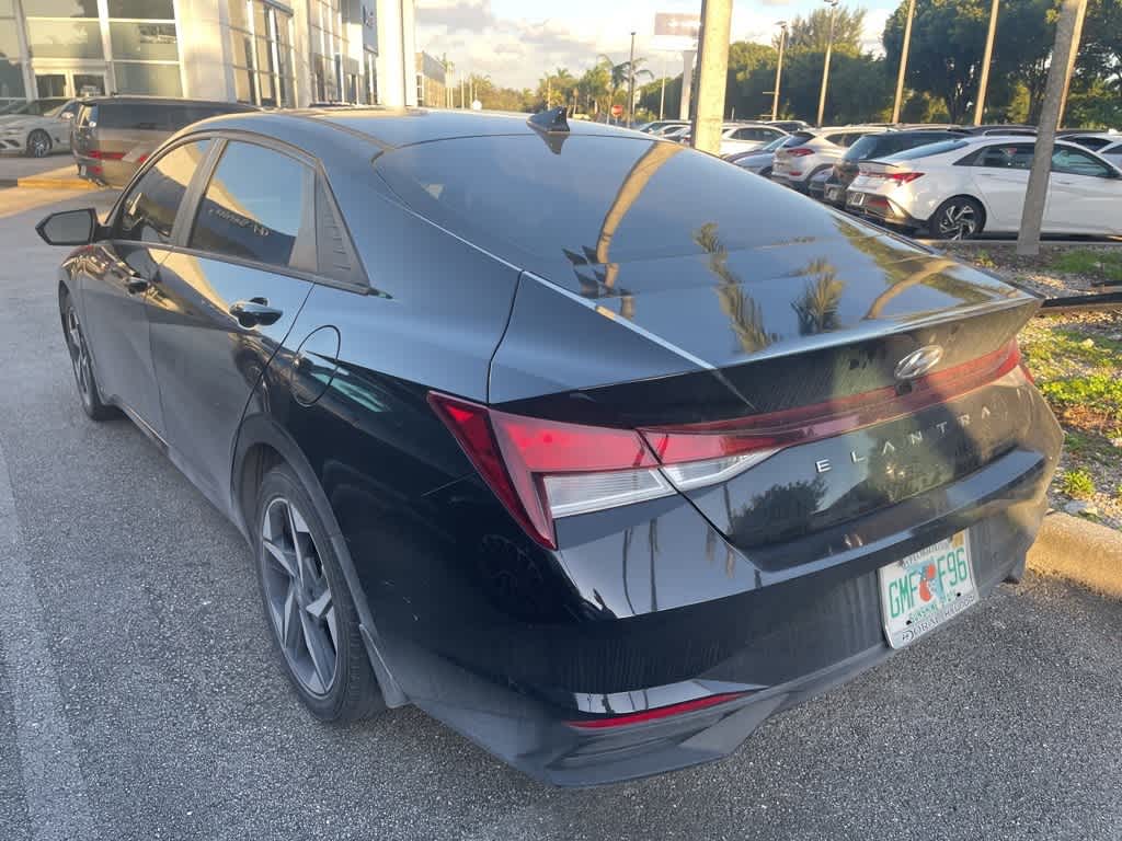 Thumbnail: 2023 Hyundai Elantra - 6