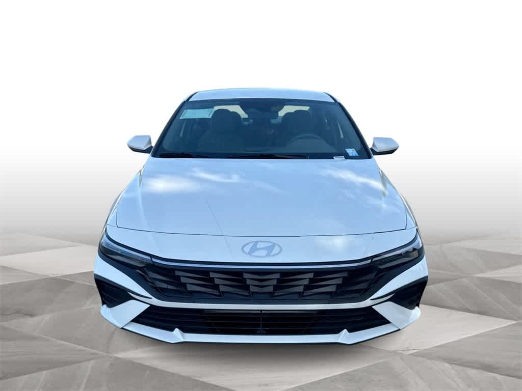 Thumbnail: 2025 Hyundai Elantra - 3