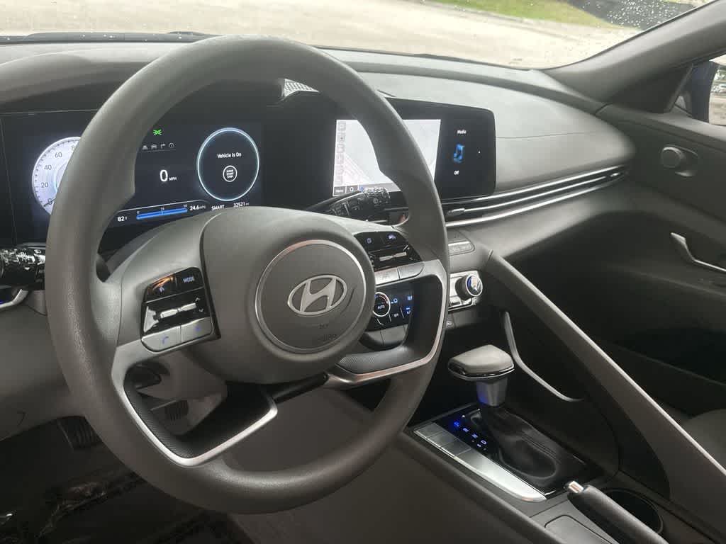 Thumbnail: 2024 Hyundai Elantra - 19
