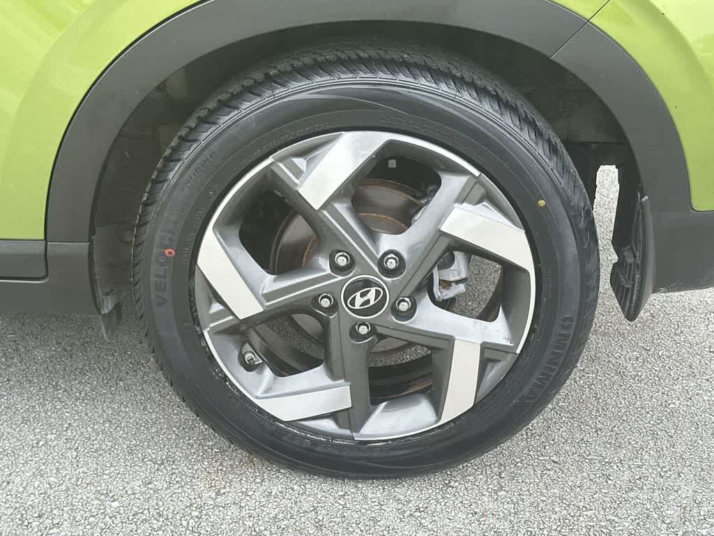 Thumbnail: 2023 Hyundai Venue - 11