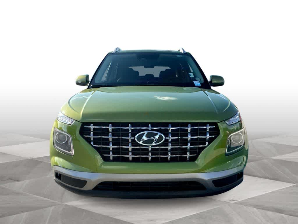 Thumbnail: 2024 Hyundai Venue - 3