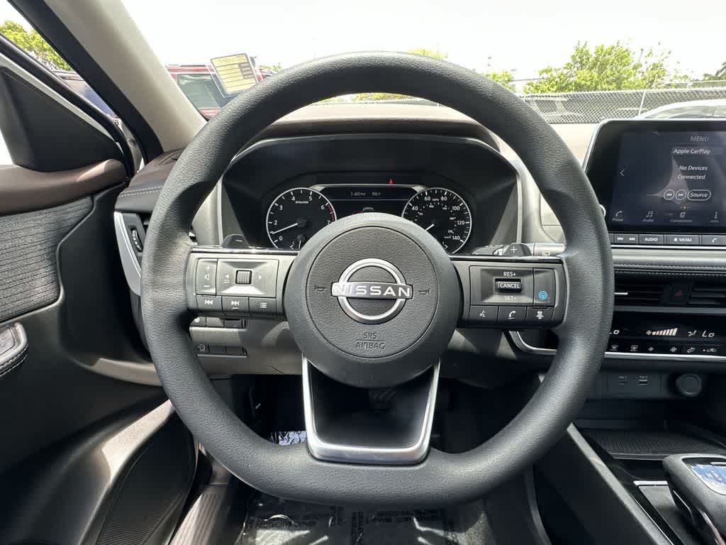 Thumbnail: 2023 Nissan Rogue - 22