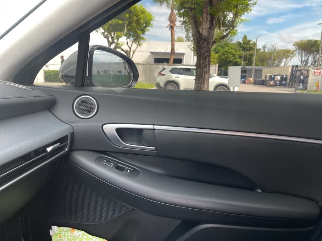 Thumbnail: 2024 Hyundai Sonata - 13