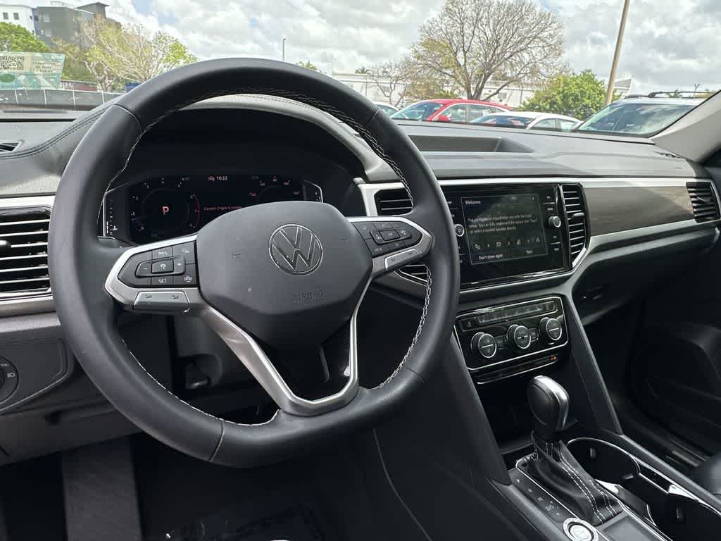 Thumbnail: 2023 Volkswagen Atlas - 12