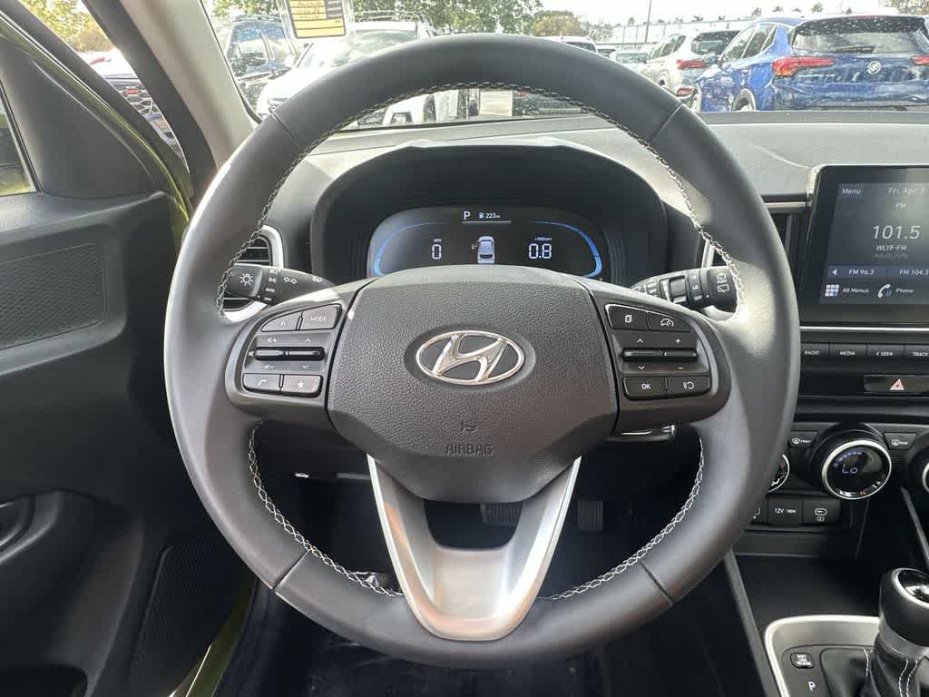 Thumbnail: 2023 Hyundai Venue - 15