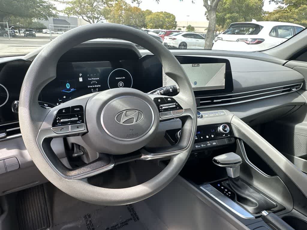 Thumbnail: 2024 Hyundai Elantra - 13