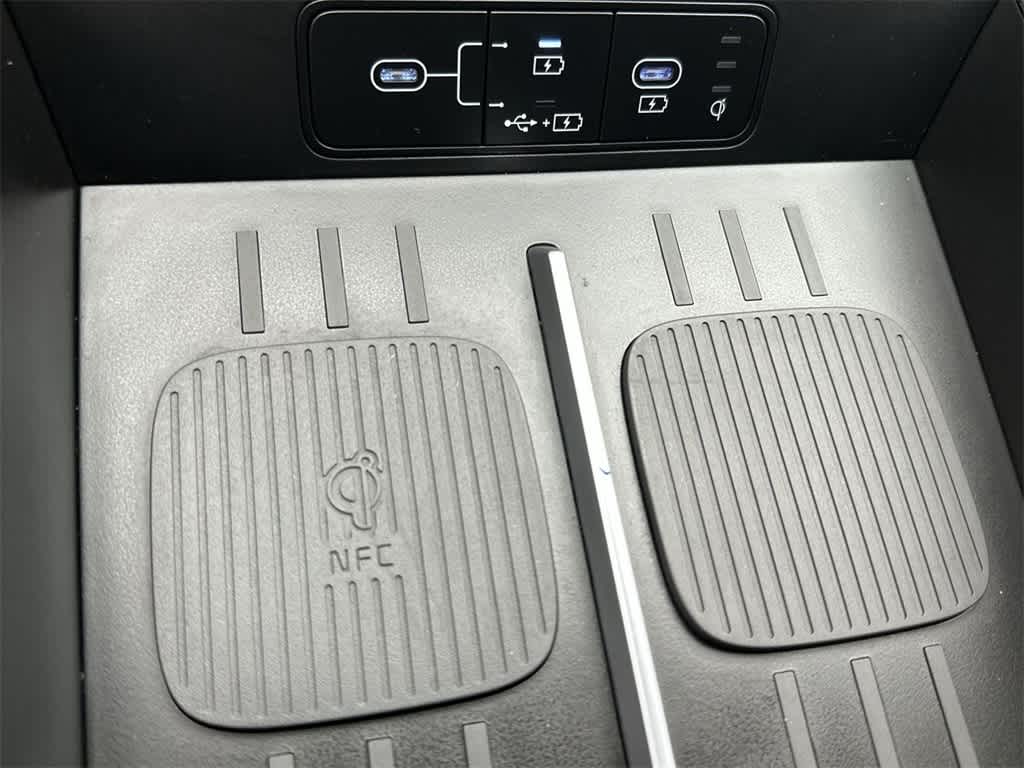 Thumbnail: 2024 Hyundai Santa Fe - 17