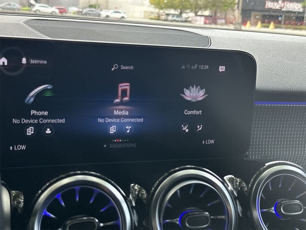 Thumbnail: 2022 Mercedes-Benz GLB - 18