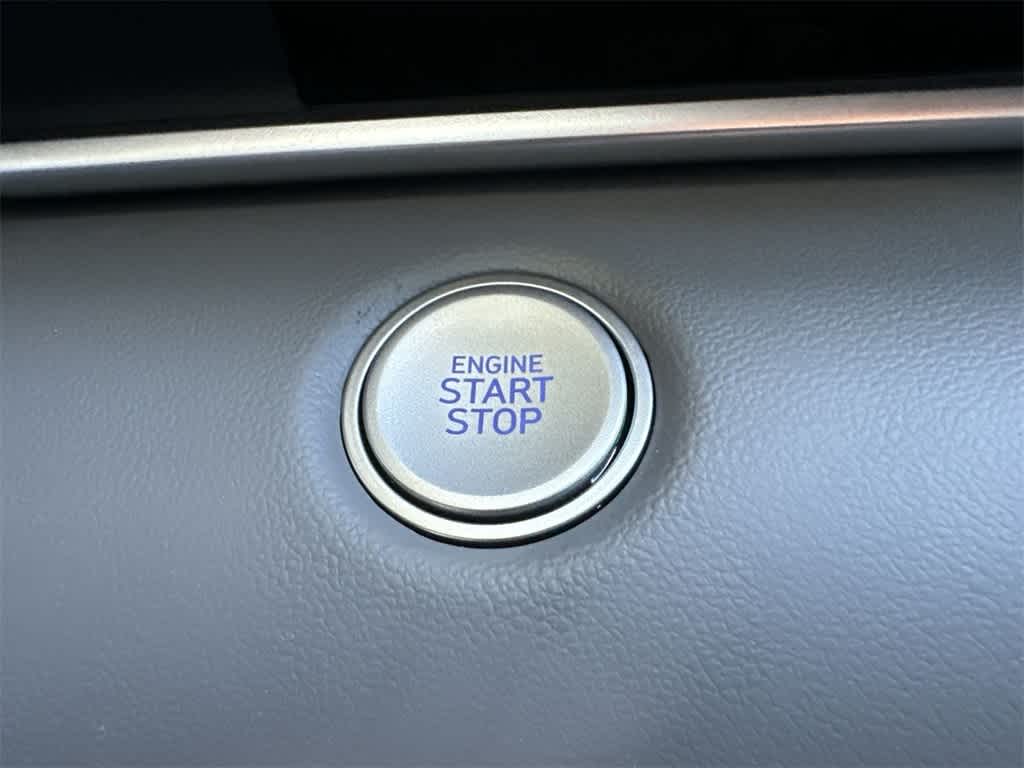 Thumbnail: 2022 Hyundai Elantra - 12