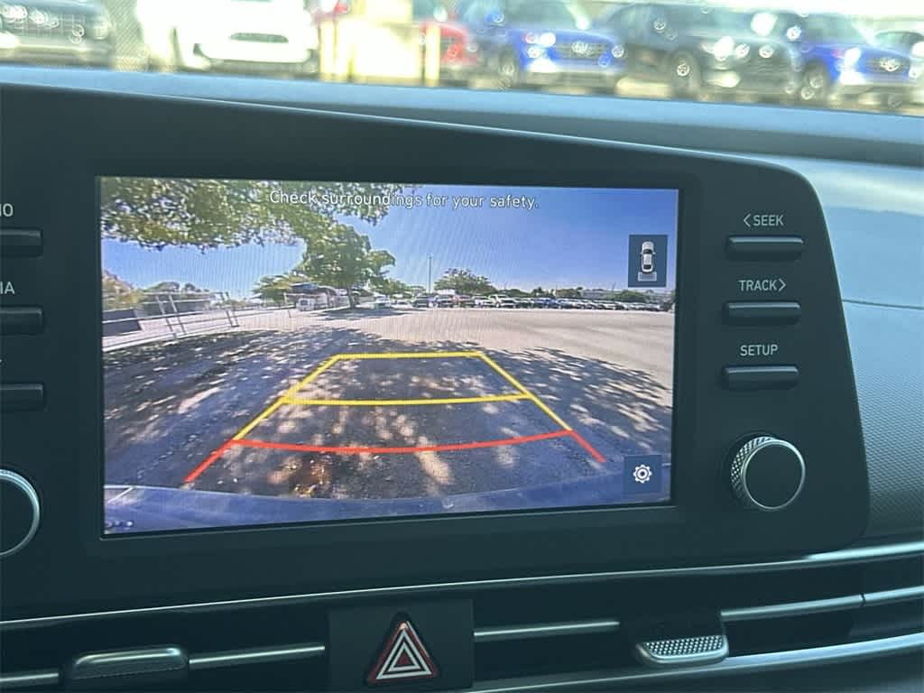 Thumbnail: 2022 Hyundai Elantra - 19