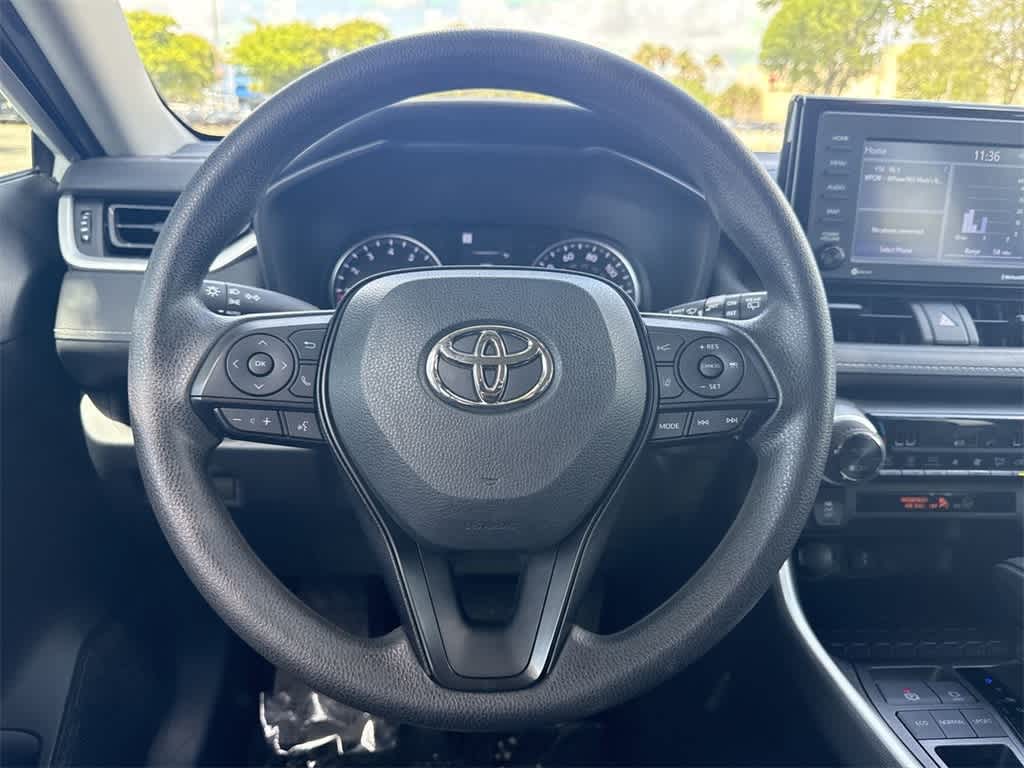 2022 Toyota RAV4 XLE 15