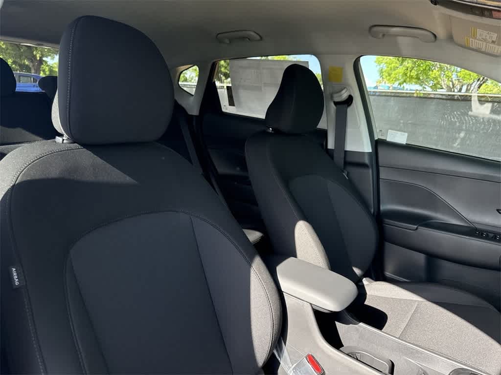 2025 Hyundai Kona SEL 27