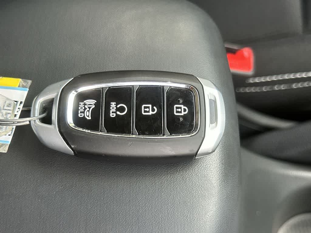 Thumbnail: 2025 Hyundai Venue - 28