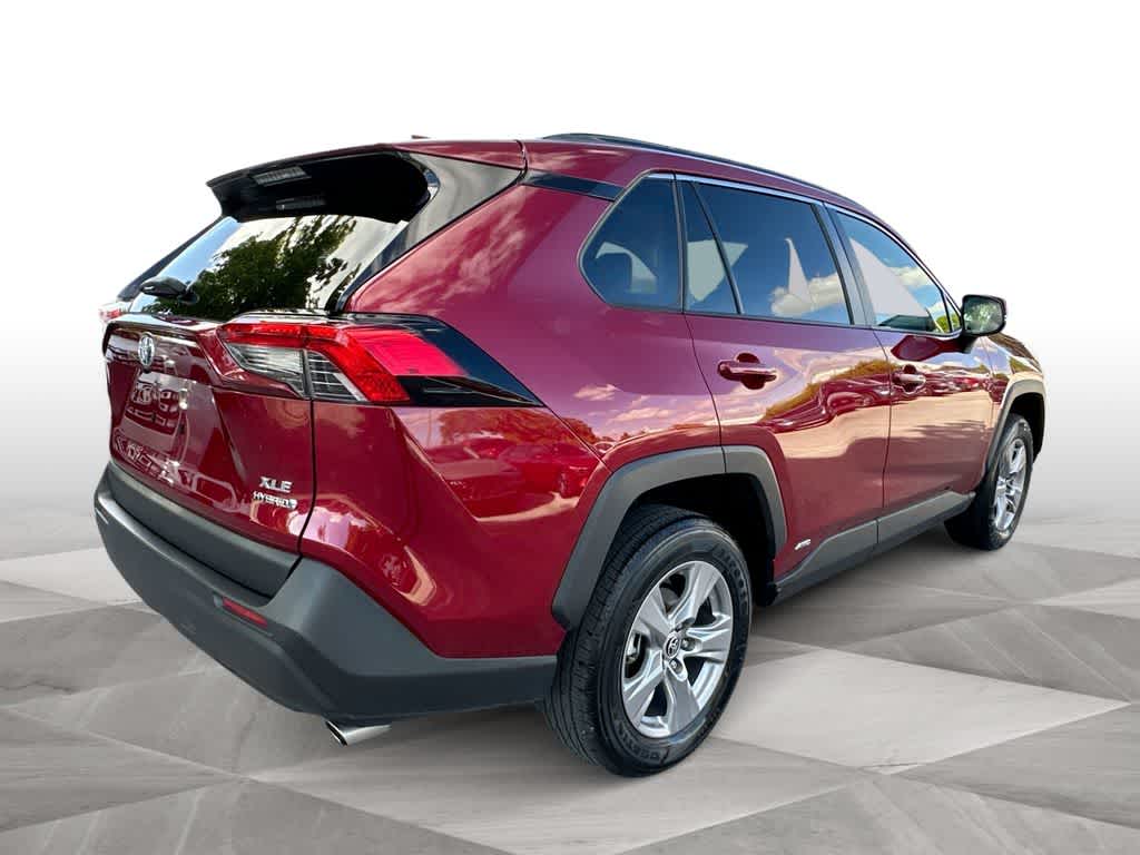 Thumbnail: 2024 Toyota RAV4 - 8