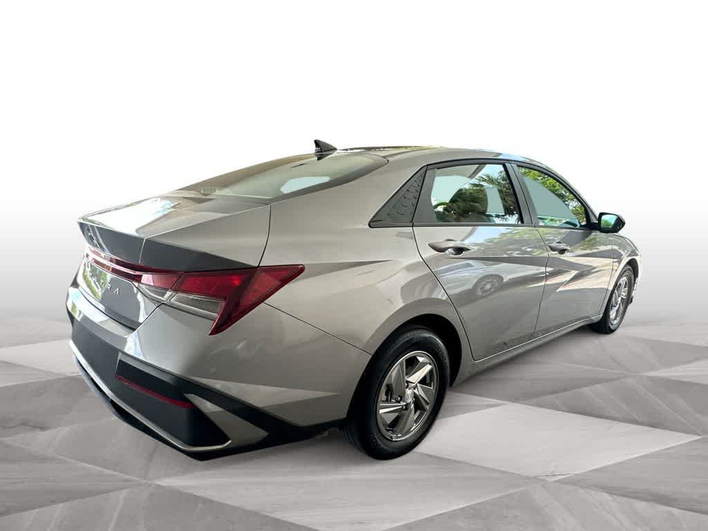 Thumbnail: 2025 Hyundai Elantra - 8