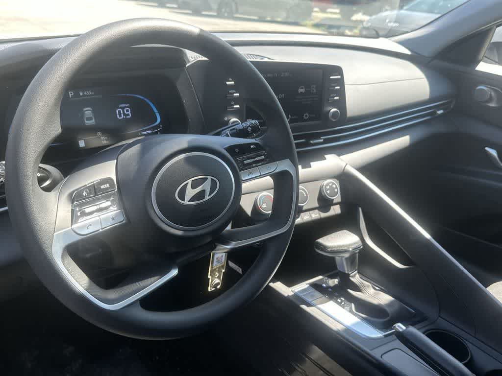 Thumbnail: 2026 Hyundai Elantra - 12