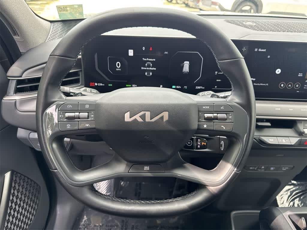 Thumbnail: 2024 Kia EV9 - 15