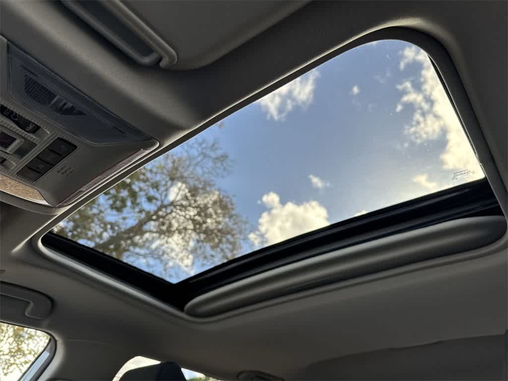 Thumbnail: 2024 Toyota RAV4 - 17