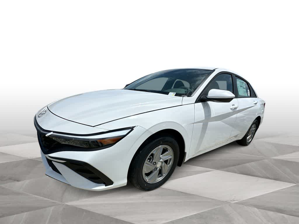 Thumbnail: 2026 Hyundai Elantra - 4