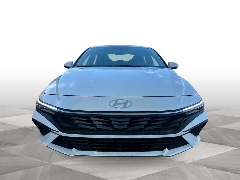 Thumbnail: 2026 Hyundai Elantra - 3