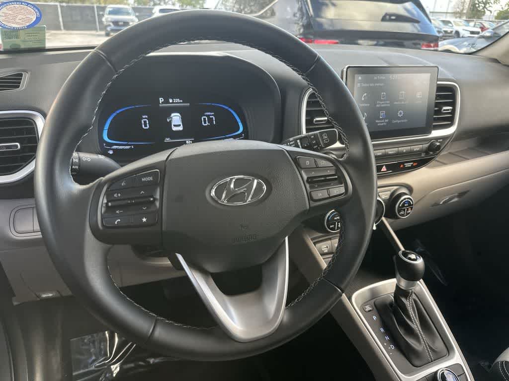 Thumbnail: 2025 Hyundai Venue - 13