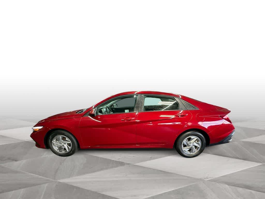 Thumbnail: 2024 Hyundai Elantra - 5