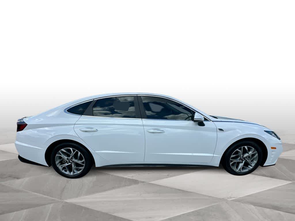 Thumbnail: 2023 Hyundai Sonata - 9