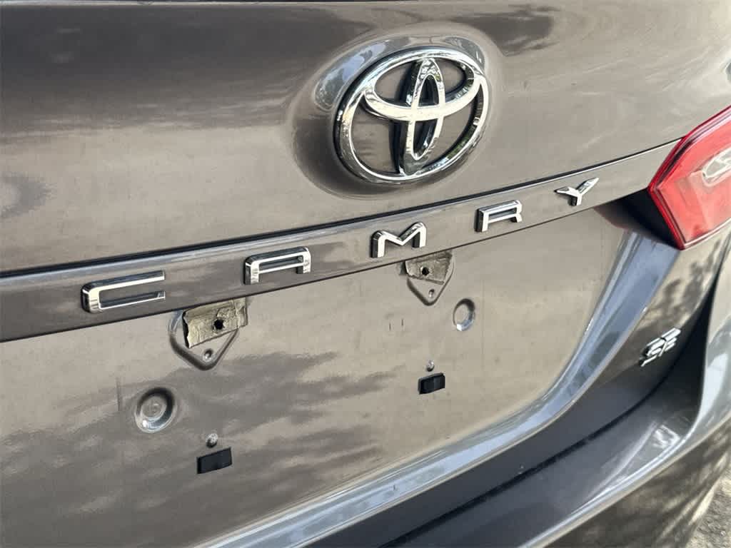 Thumbnail: 2020 Toyota Camry - 9