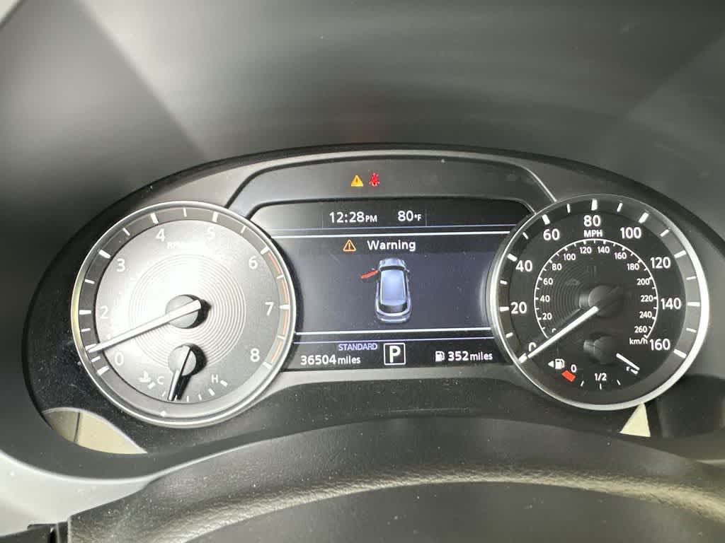 Thumbnail: 2023 INFINITI QX50 - 16