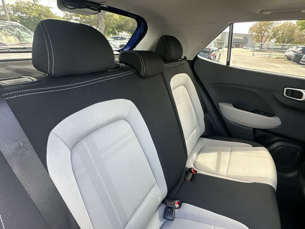 Thumbnail: 2023 Hyundai Venue - 25