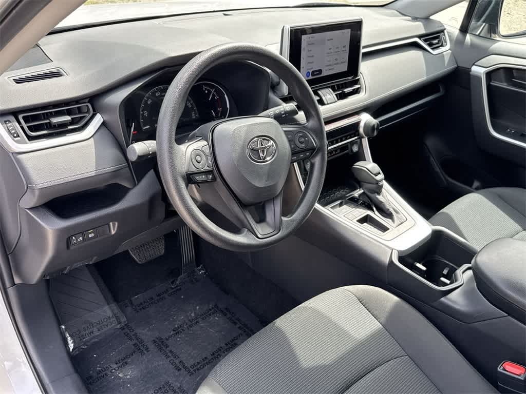Thumbnail: 2025 Toyota RAV4 - 13
