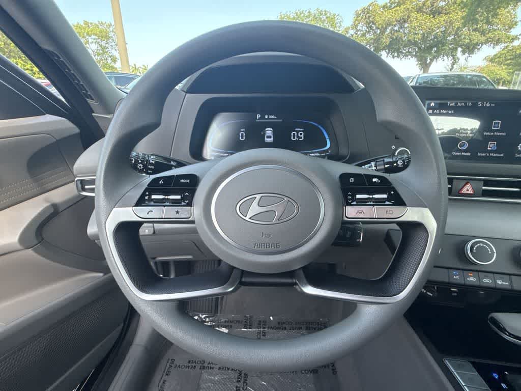 Thumbnail: 2025 Hyundai Elantra - 19