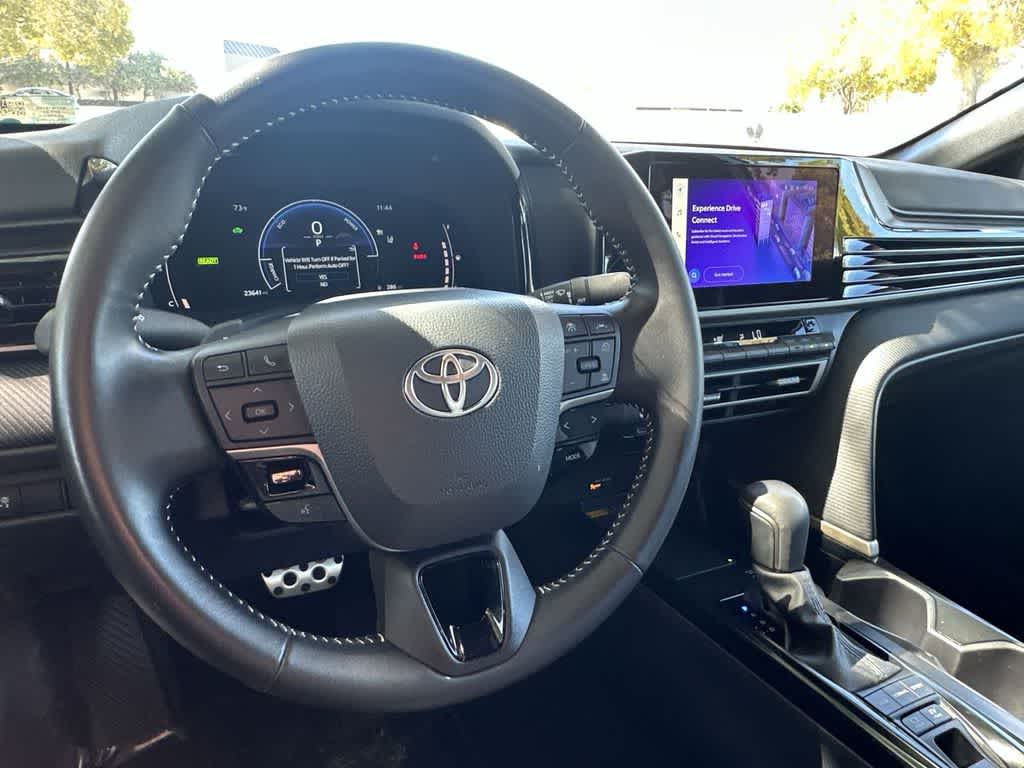 Thumbnail: 2025 Toyota Camry - 13