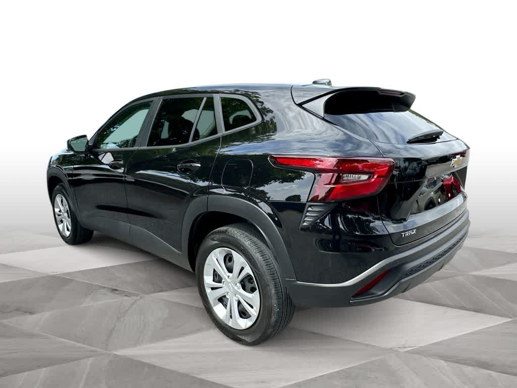Thumbnail: 2025 Chevrolet Trax - 6